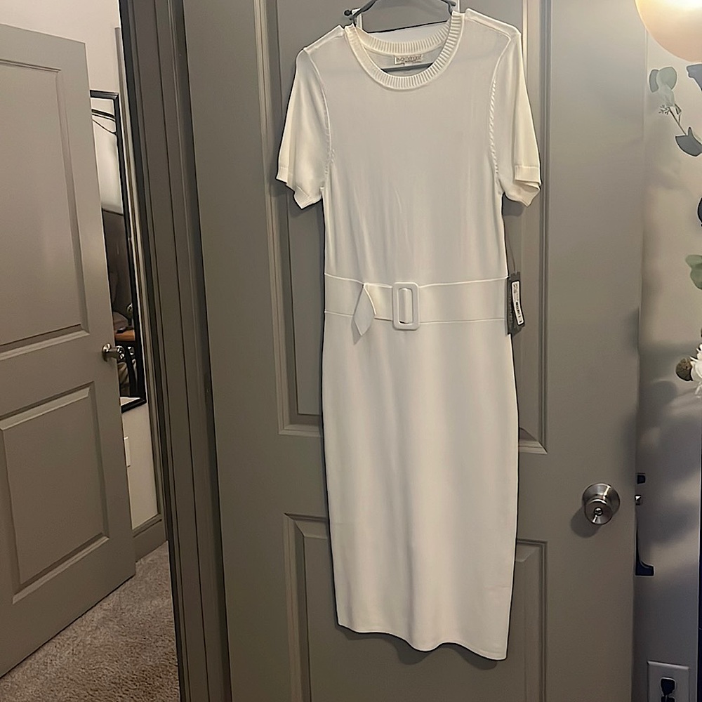 Eva Mendes White Dress.